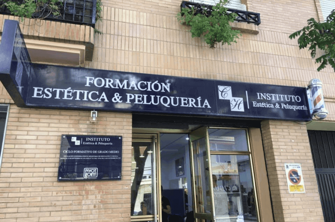 Centro de Enseñanzas de Peluquería y Estética Chela